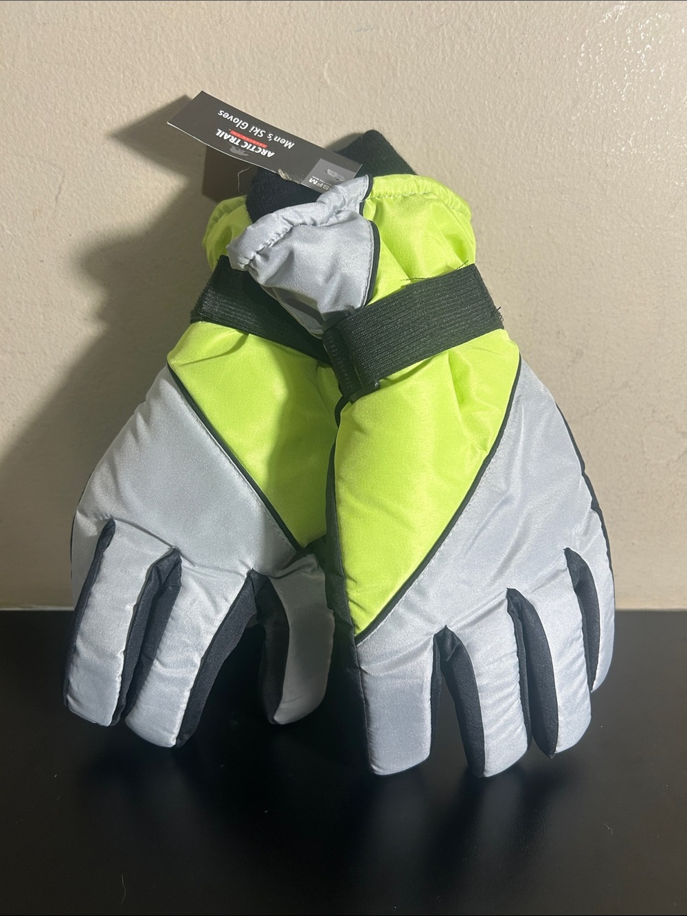 Artic Trail Men's Ski Gloves Size Large-Brand New-